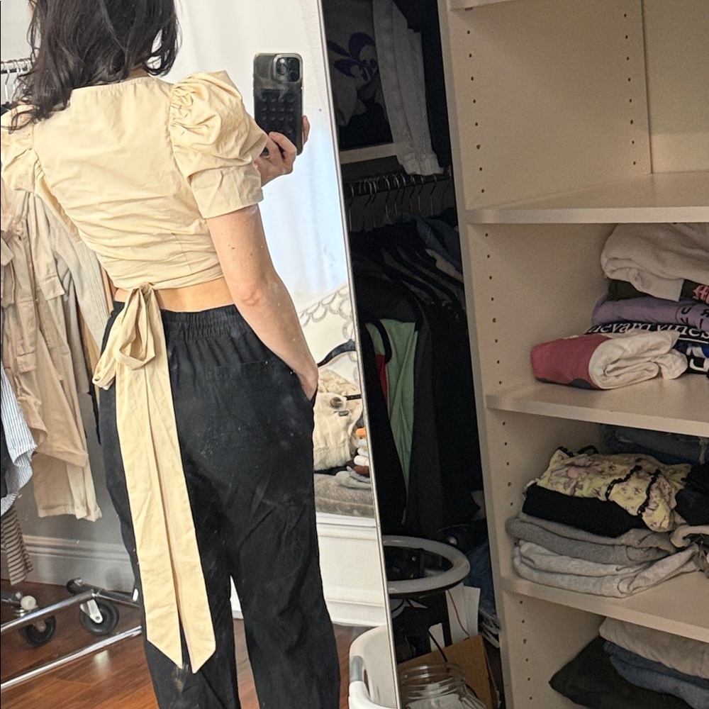 Forever 21 Crop Top Nude Beige Cream Puff Sleeve Crop Top Small - Picture 7 of 14